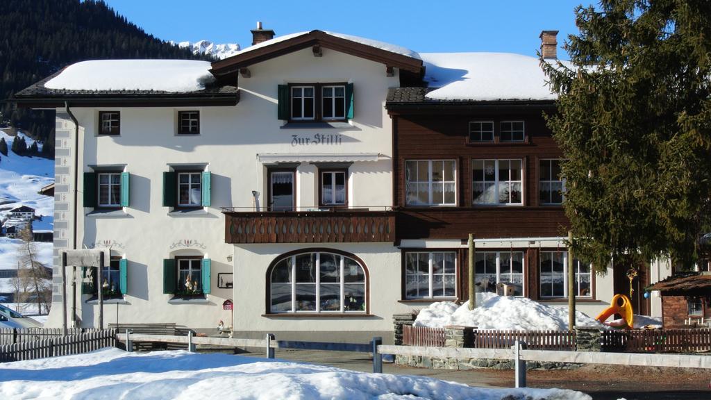 Pension Hof Zur Stilli Apartment Davos Exterior photo