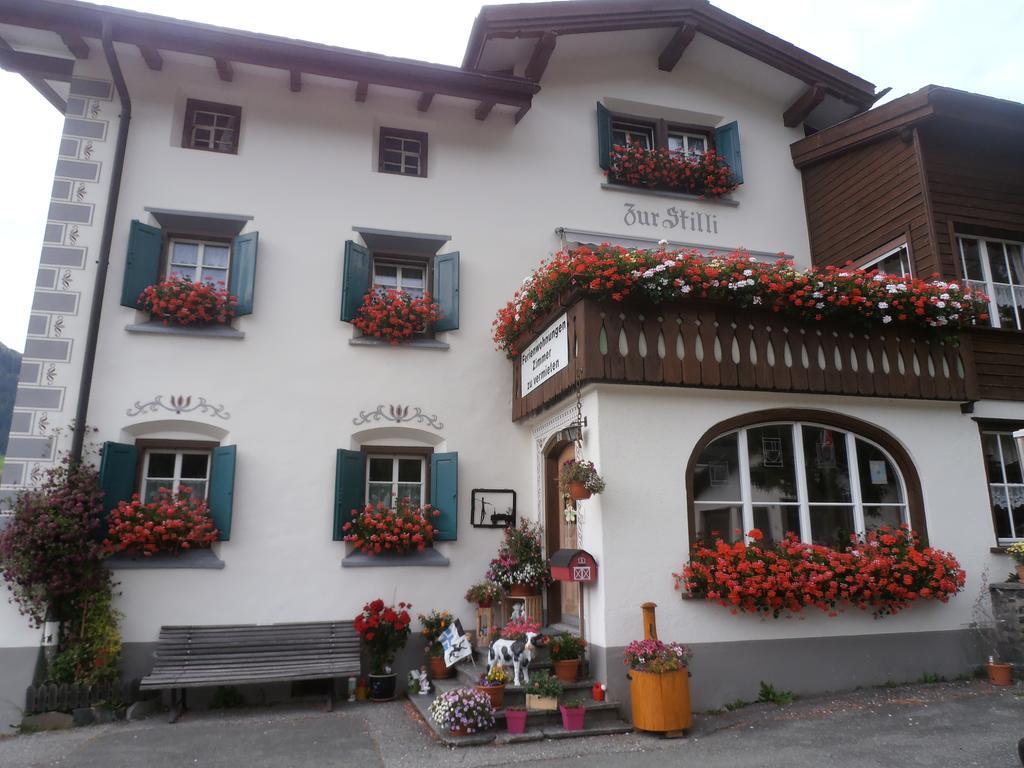 Pension Hof Zur Stilli Apartment Davos Exterior photo